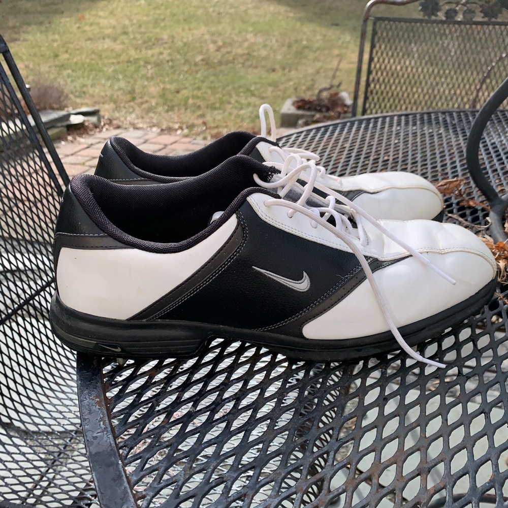 Men’s Nike Golf spikes